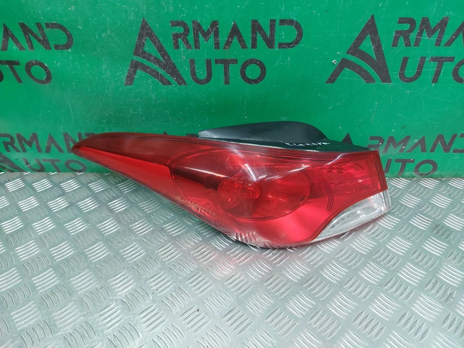 Фонарь внешний Hyundai Elantra 2010-2014 5 MD