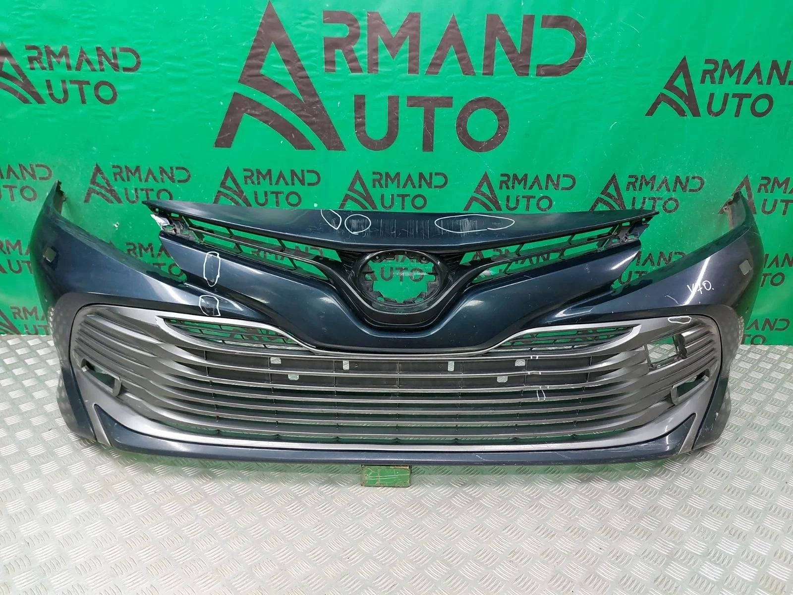 Бампер Toyota Camry 2017-2021 8 XV70