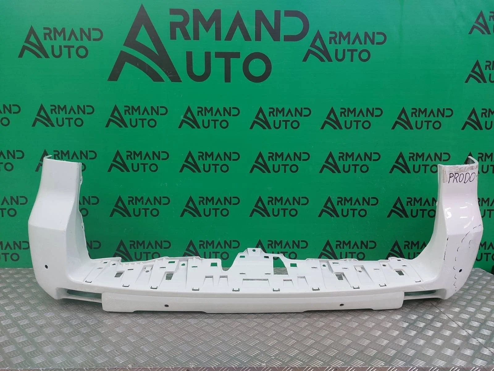 Бампер Toyota Land Cruiser Prado 2017-нв 150