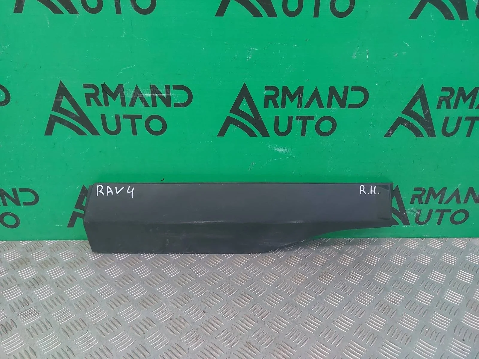 Молдинг двери Toyota RAV4 2018-нв 5 XA50