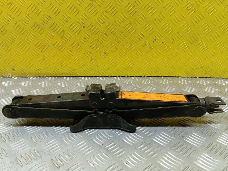 Домкрат Nissan Pathfinder (R51M) 2004-2013 2010