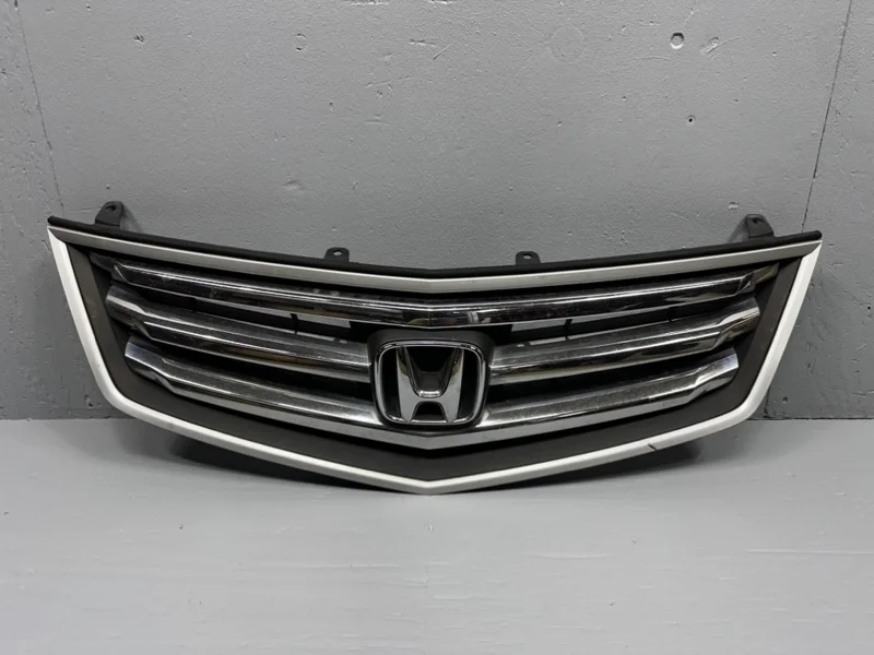 Решетка радиатора Honda Accord 8 CU