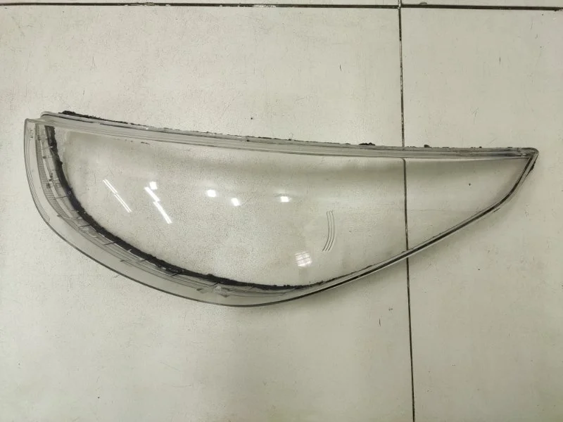 Стекло фары левое Hyundai Ix35