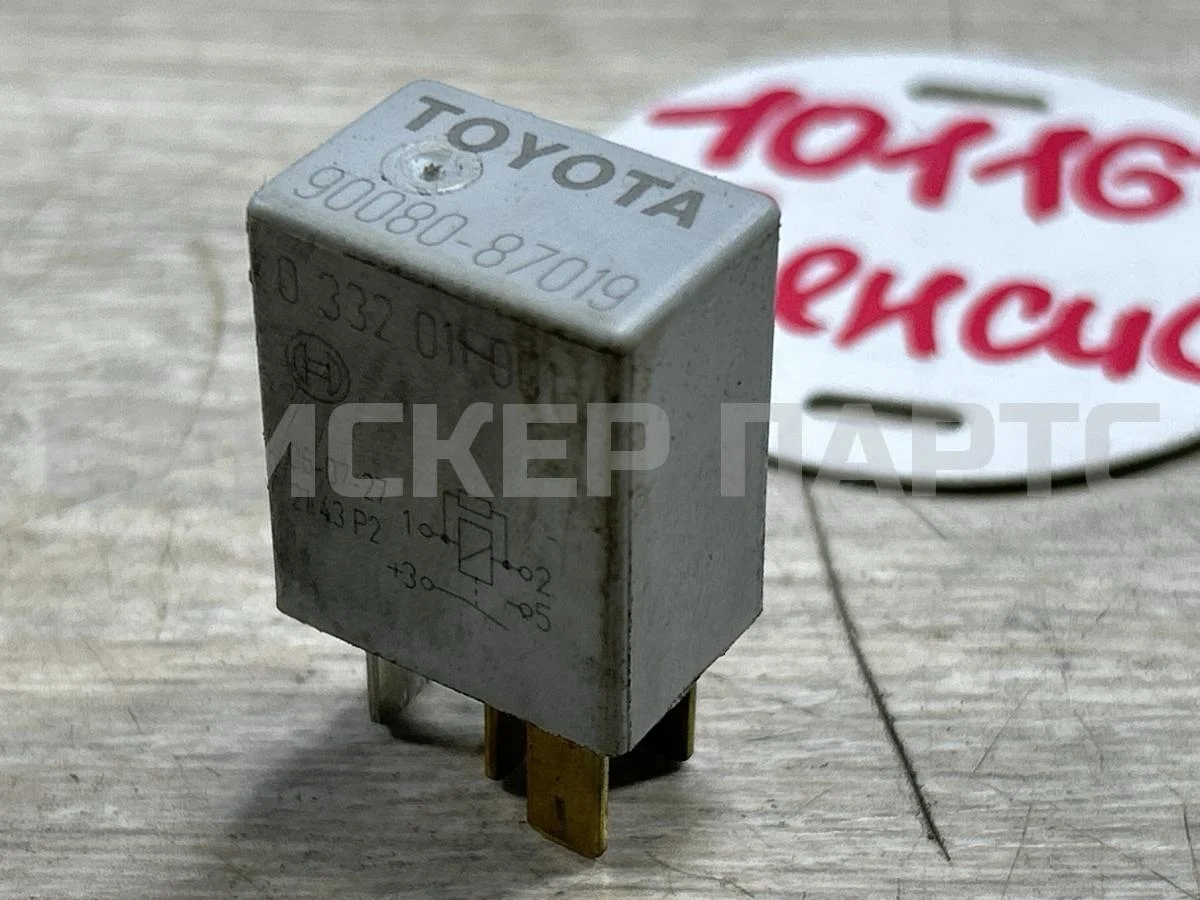 Реле Тойота Авенсис 2 (T250)