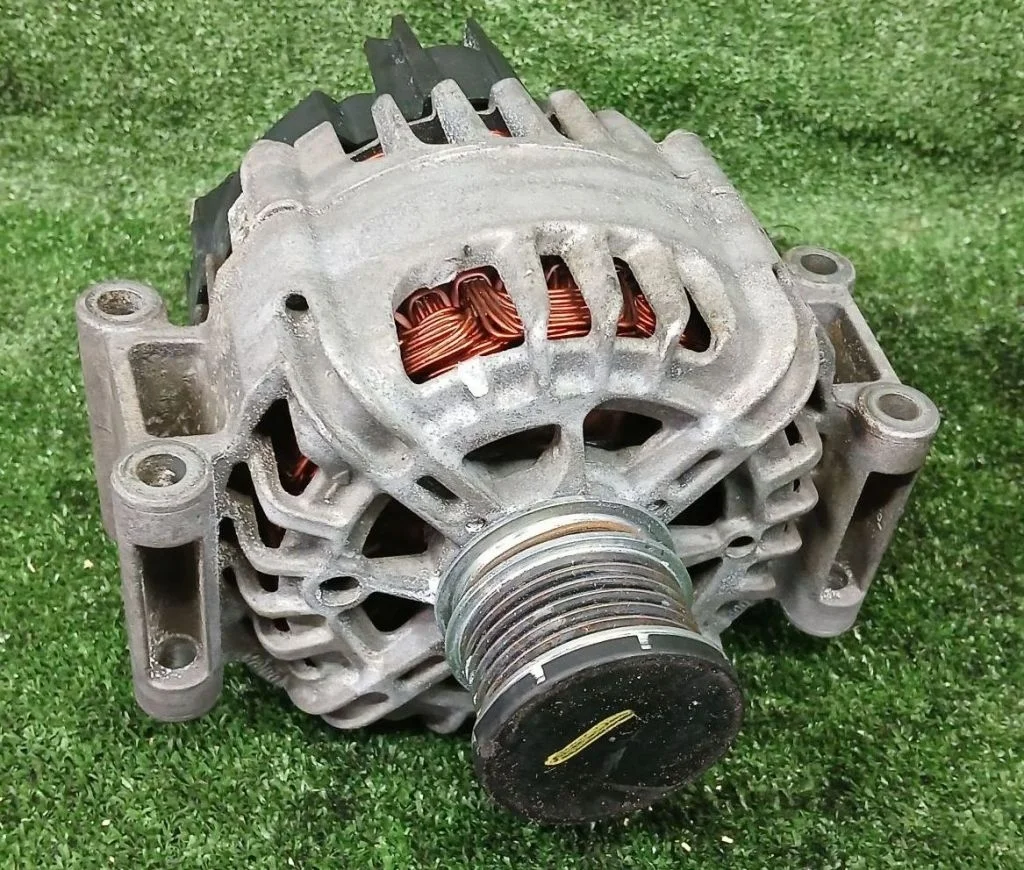 Генератор Mercedes-Benz M271 271.860 271.820