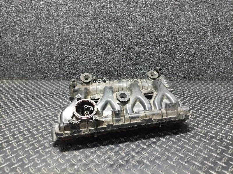 Впускной коллектор Mercedes-Benz C-Klasse 2014 A2710903037 W204 M271.820