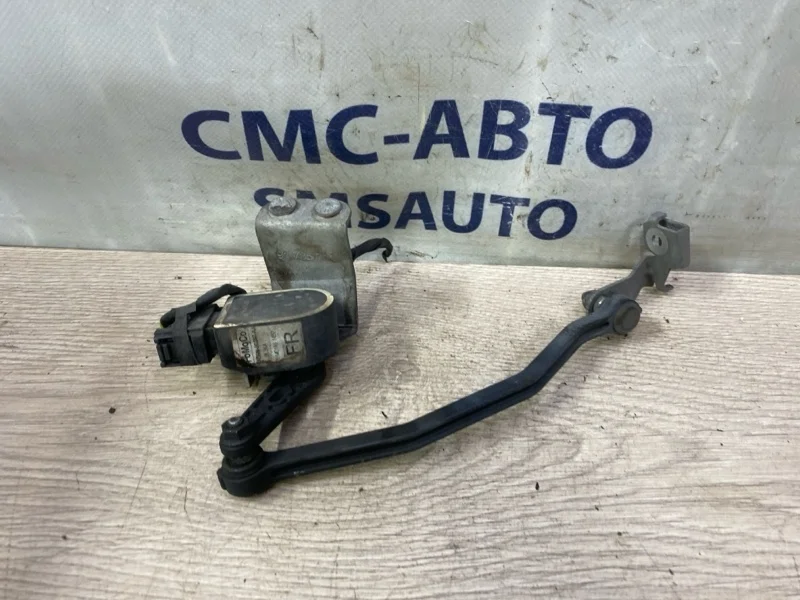 Датчик уровня подвески Volvo S60 31288273 С60 1.6 B4164T, задний левый
