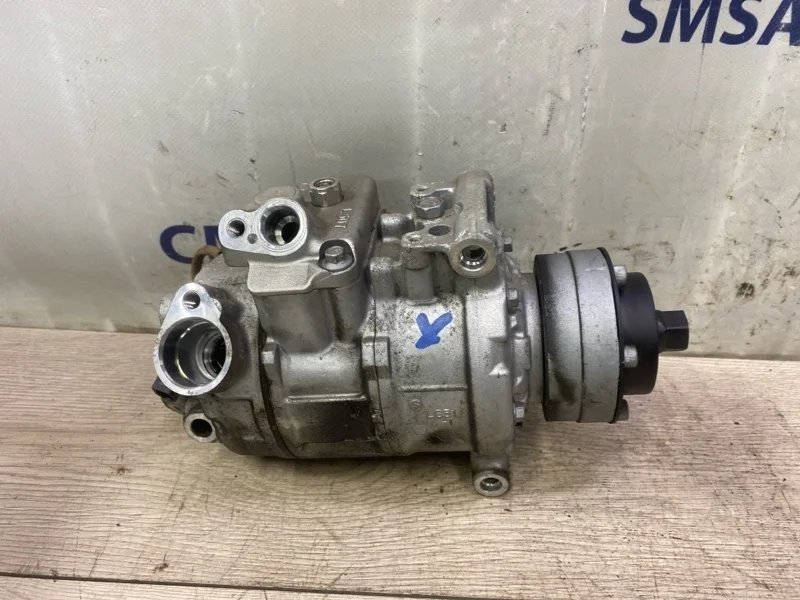 Компрессор кондиционера Audi A8 2011 4H0260805G D4 4.2 CDR