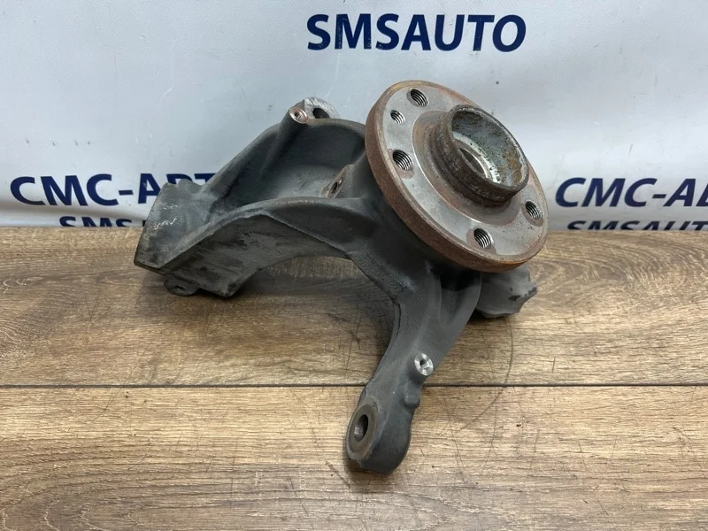 Кулак поворотный Volvo S60 31201286 С60 1.6 B4164T, передний правый