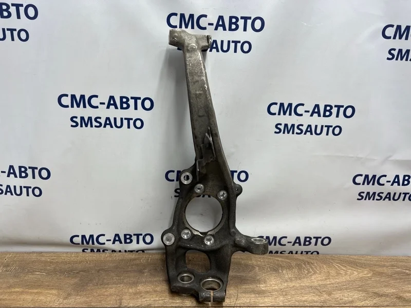 Кулак поворотный Audi A7 4G0407253B C7 3.0 CGW, передний левый