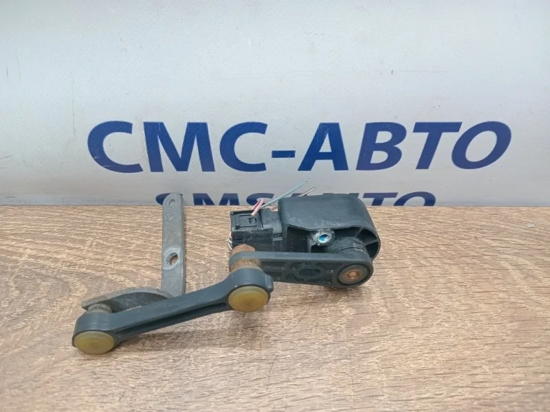 Датчик уровня подвески Mercedes-Benz Ml A0045429918 W166 276.955, задний