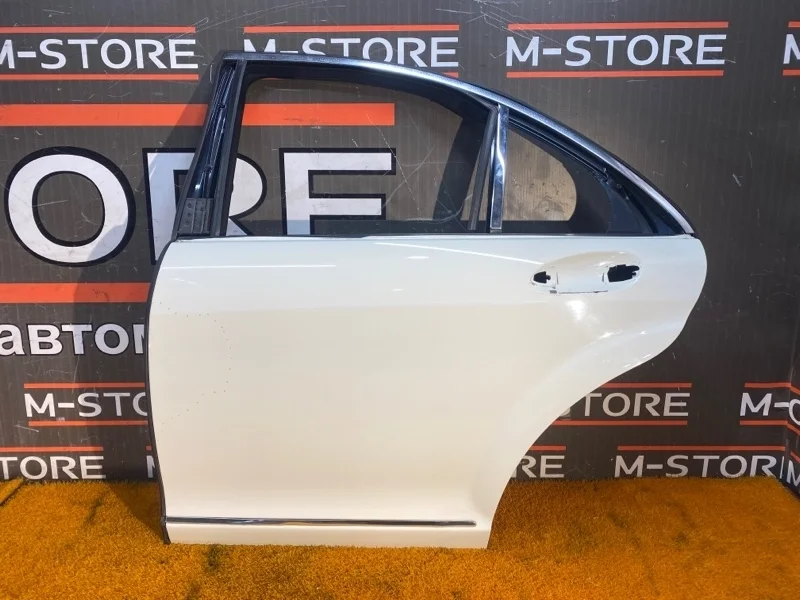 Дверь Mercedes-Benz -Class 2006 W221