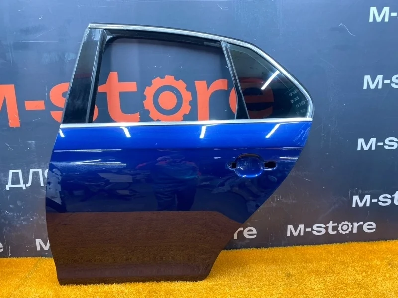 Дверь Volkswagen Jetta 2006 1K