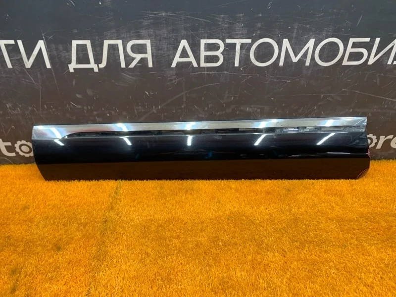 Молдинг на дверь Volkswagen Touareg 2011 7P
