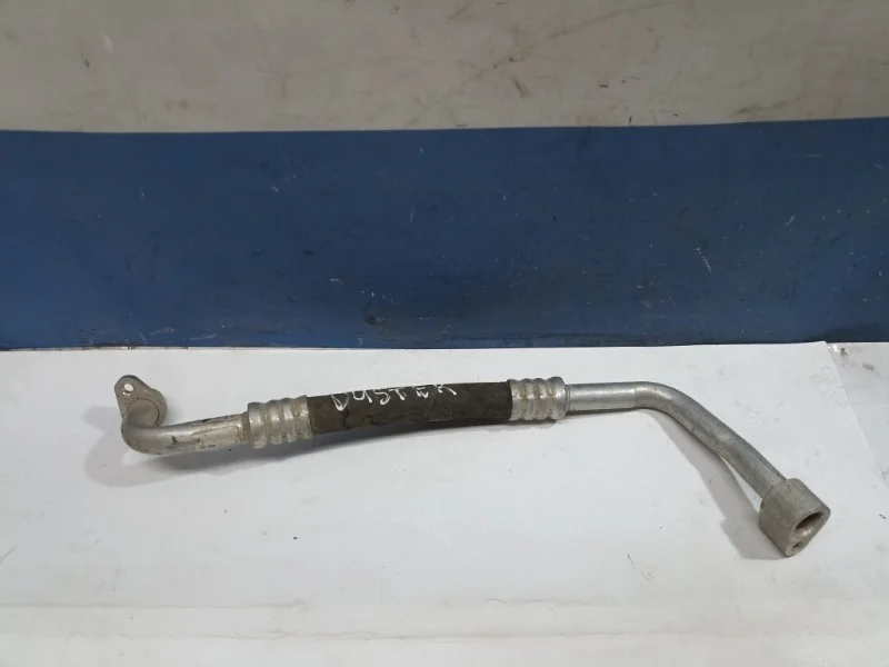 Трубка кондиционера Renault Duster 1 2010-2021 924804844R