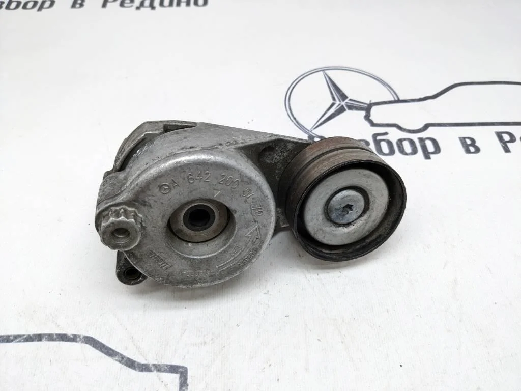 Натяжитель ремня Mercedes-Benz