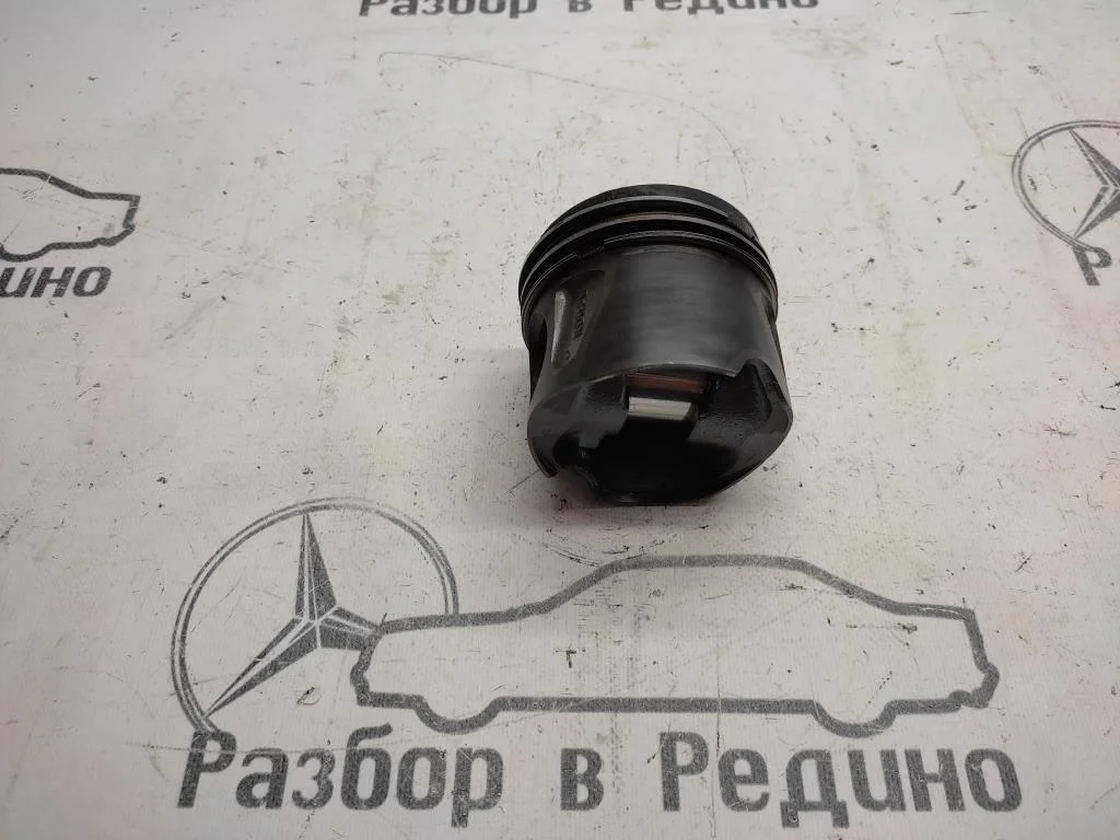 Поршень дизель Mercedes-Benz