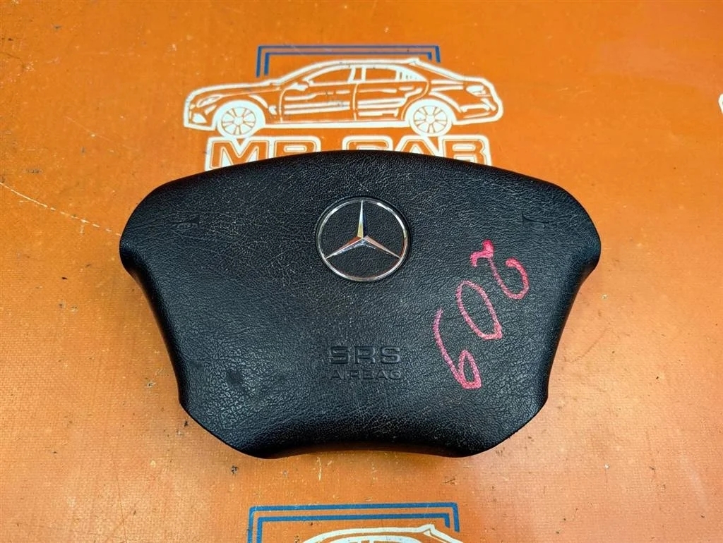 Подушка безопасности в руль Mercedes-Benz