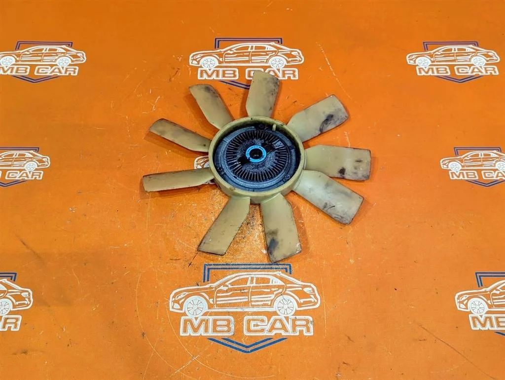 Вискомуфта Mercedes-Benz