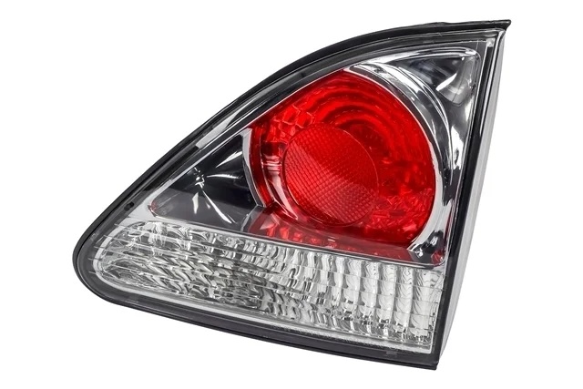 Фонарь задний правый внутренний LEXUS RX I 300 XU10 1998-2003