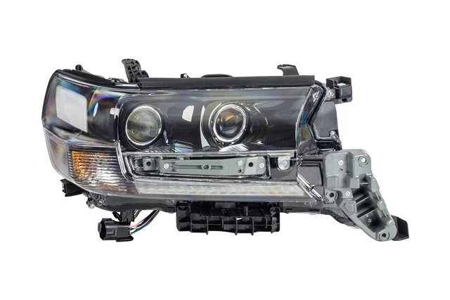 Фара правая TOYOTA LAND CRUISER 200 2015-