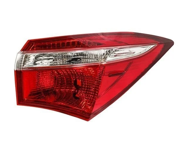 Фонарь задний правый внешний Уценка 20% (скол) TOYOTA COROLLA E170 / E180 2013-2016