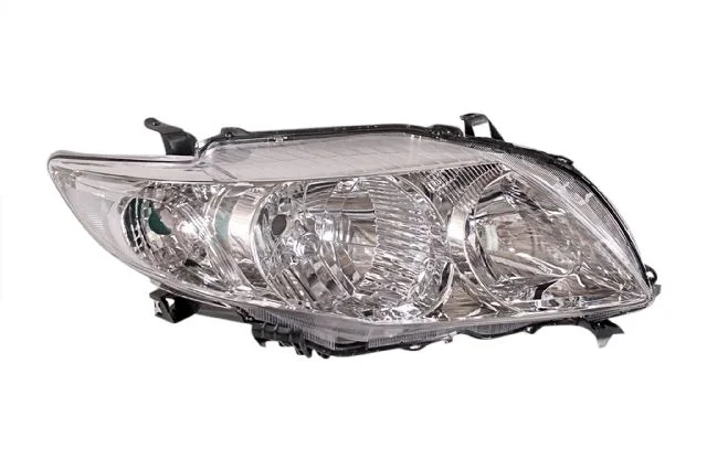 Фара правая TOYOTA COROLLA E140 / E150 2006-2010