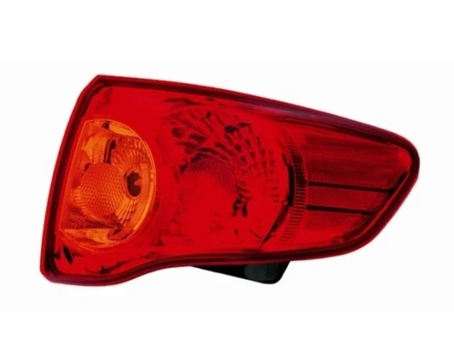 Фонарь задний правый внешний TOYOTA COROLLA E140 / E150 2006-2010