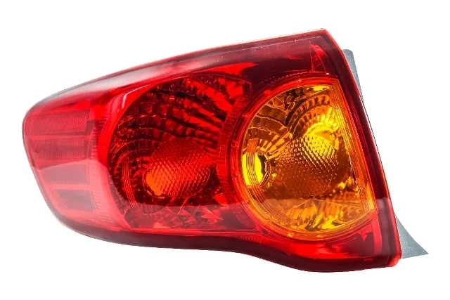 Фонарь задний левый внешний TOYOTA COROLLA E140 / E150 2006-2010