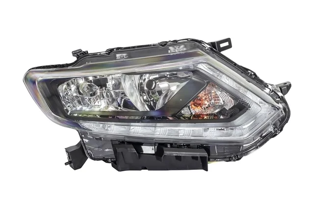 Фара правая Уценка 30% (не работает ДХО) NISSAN X-TRAIL T32 2014-2019, ROGUE T32 2014-2017