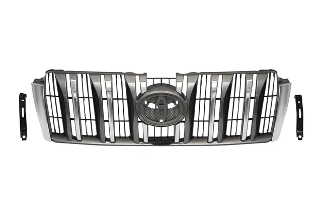 Решетка радиатора Уценка 30% (скол угла) TOYOTA LAND CRUISER PRADO 150 2009-2013