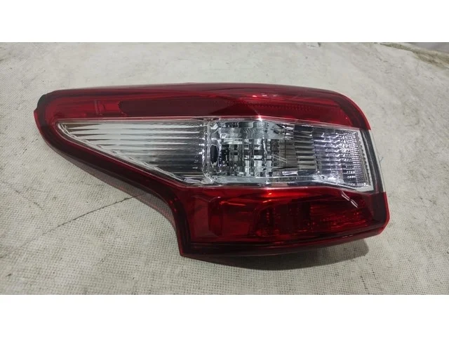 Фонарь задний левый внешний Уценка 40% (скол угла) NISSAN QASHQAI J11 2014-2020