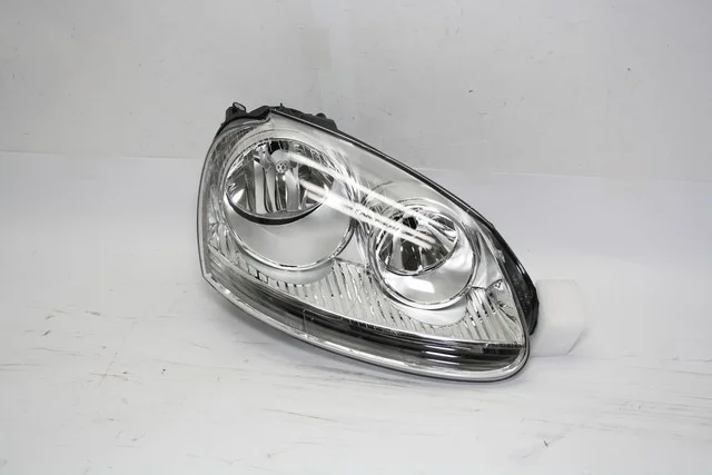 Фара правая Уценка 10% (царапины) VOLKSWAGEN JETTA V 1K2 / 1K5 2005-2011