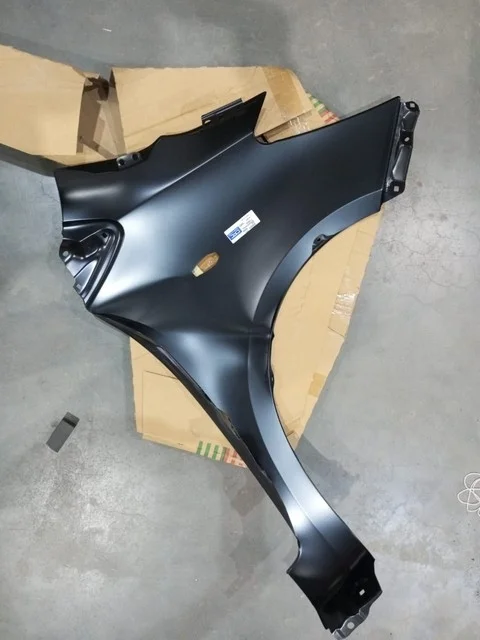 Крыло переднее левое Уценка 40% (заломы, вмятины) TOYOTA YARIS XP90 2005-2009, YARIS XP90 2009-2010