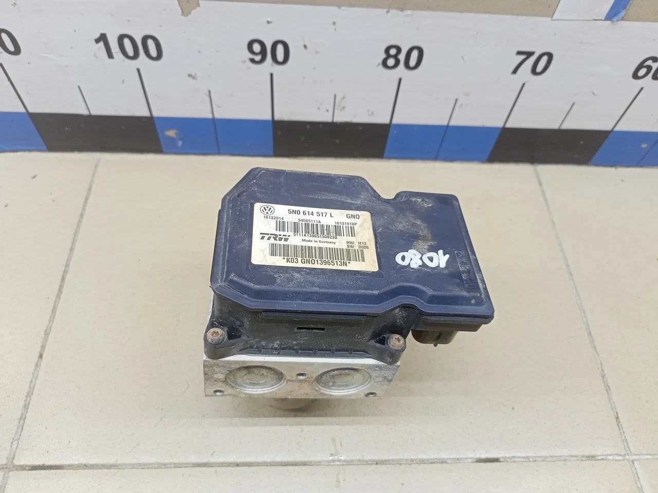 Блок ABS (насос) Tiguan 2007-2011