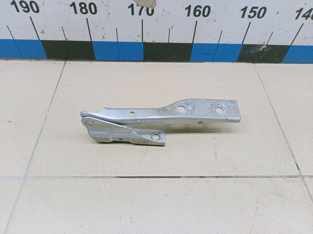 Петля капота правая Polo (Sed RUS) 2011>