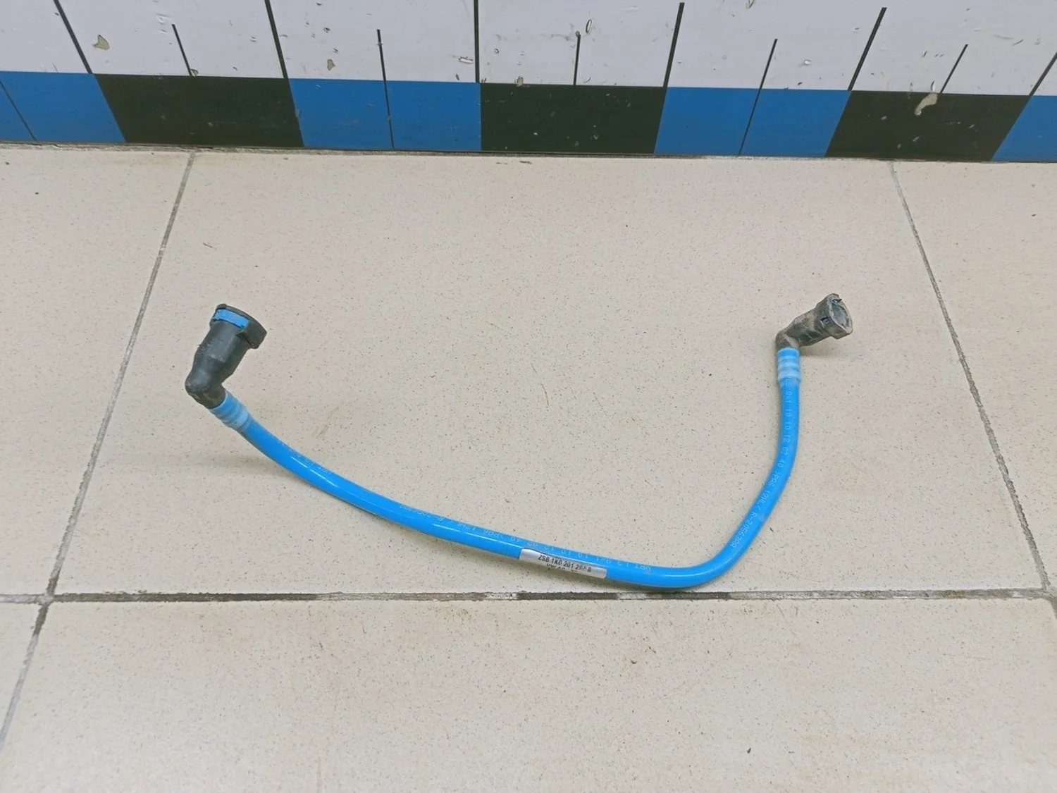 Трубка топливная Yeti 2009>