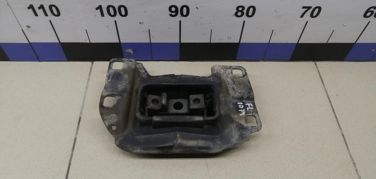 Опора КПП левая Focus II 2005-2008