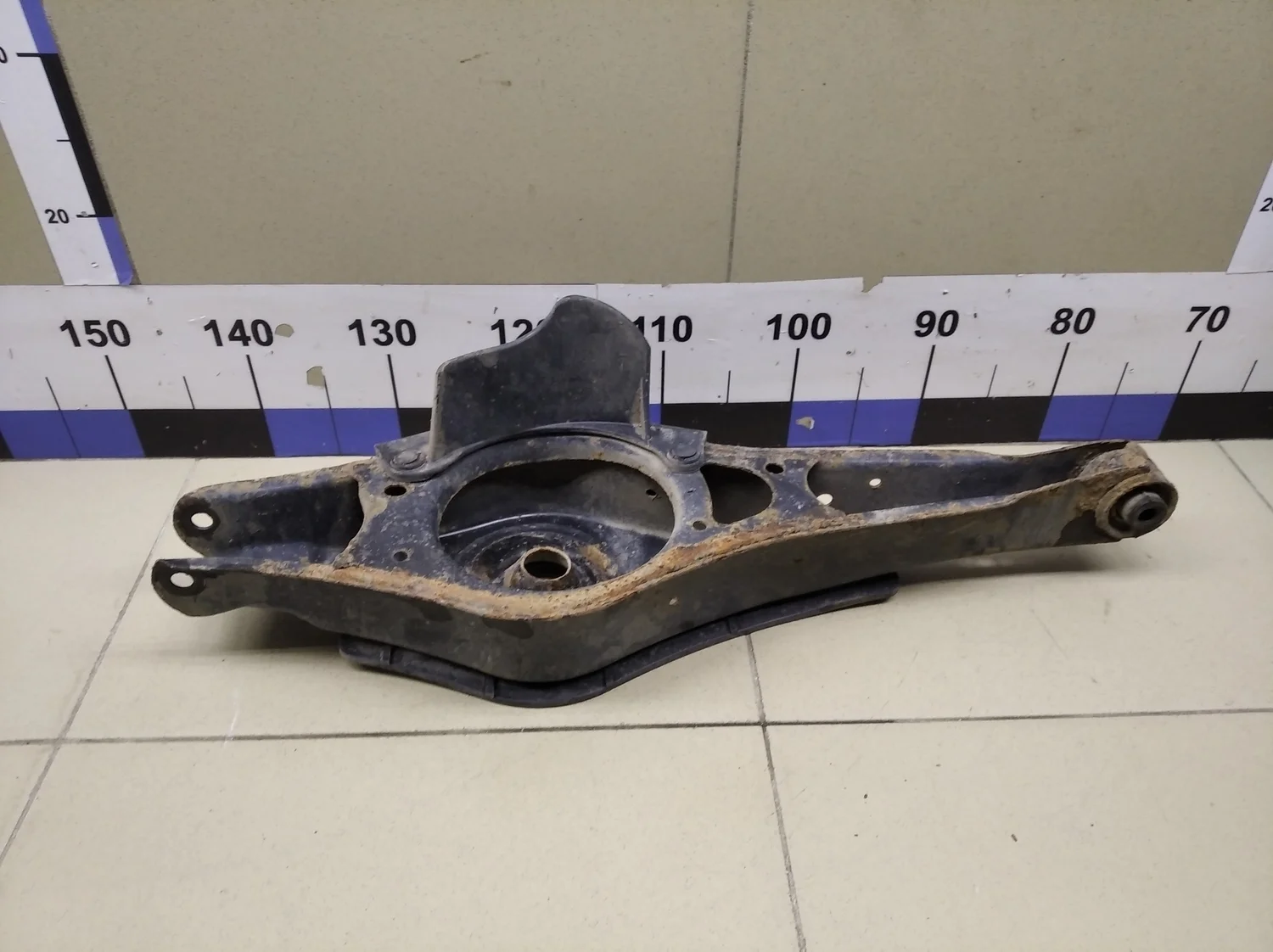 Рычаг задний нижний Passat [B6] 2005-2010