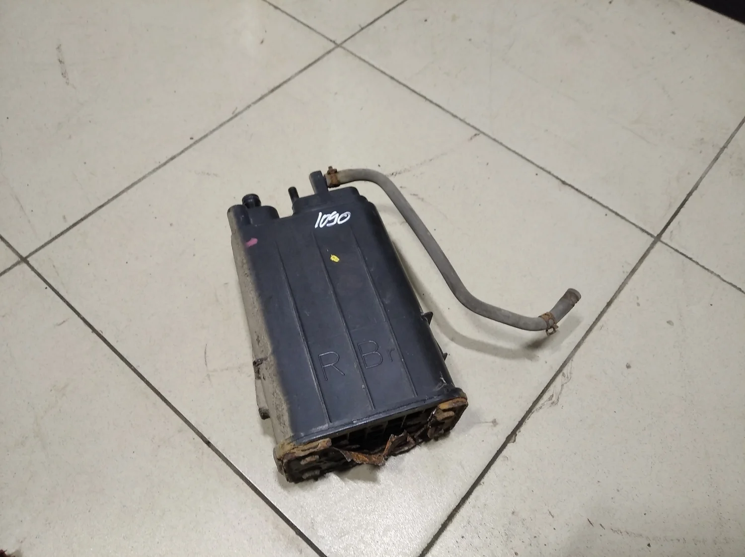 Абсорбер (фильтр угольный)  Solaris 2010-2017