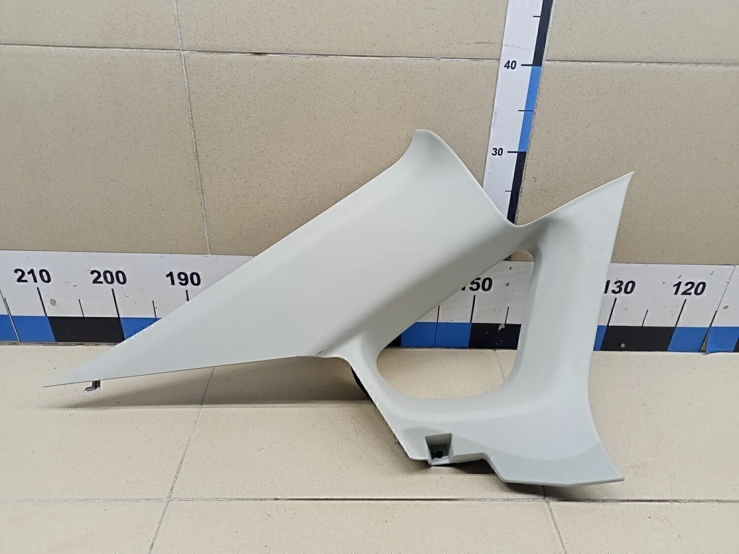 Обшивка стойки Almera (G15) 2013>