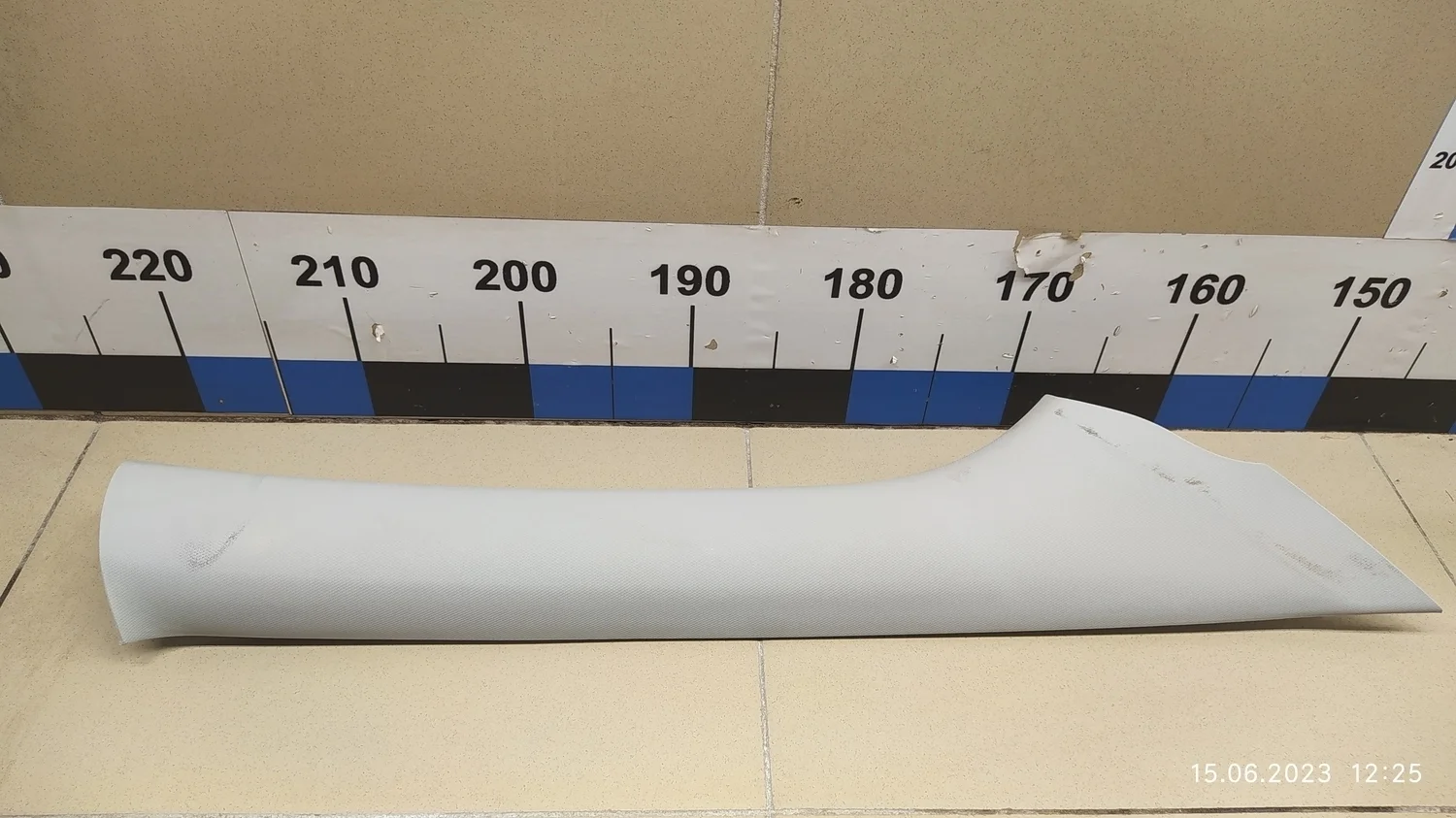 Обшивка стойки Polo (Sed RUS) 2011>