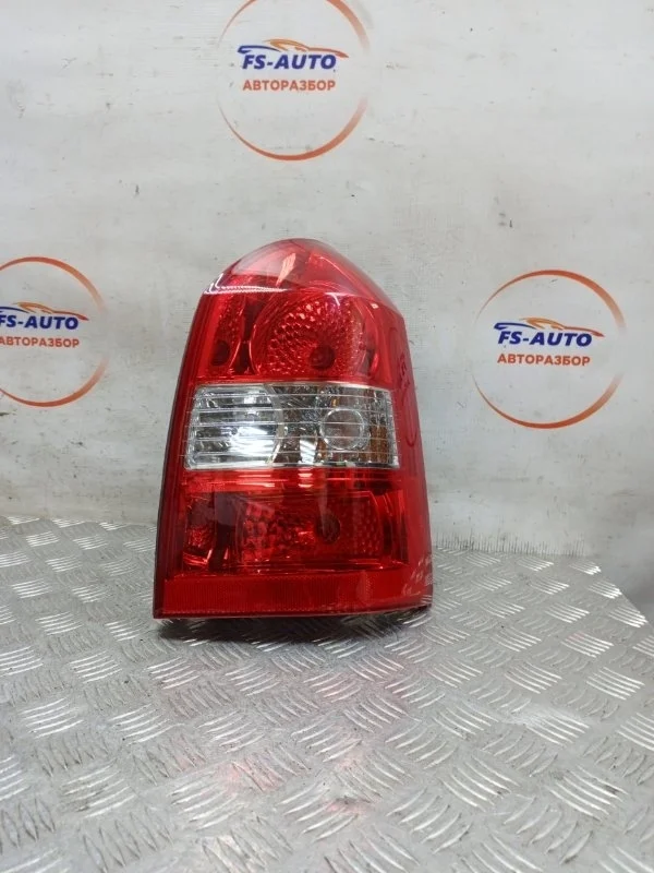 Фонарь Hyundai Tucson 2008 JM