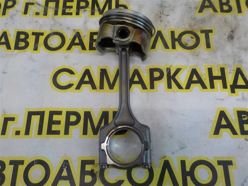 Поршень с шатуном Honda Civic 4D VIII 2006-2012