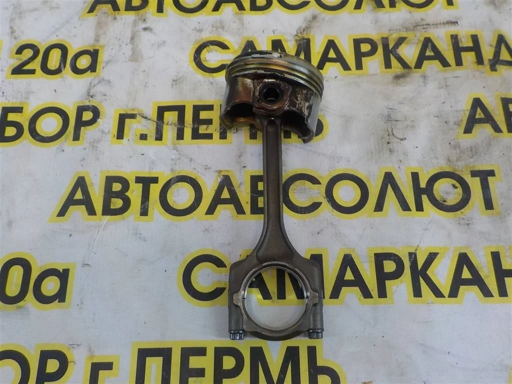 Поршень с шатуном Honda Civic 5D VIII 2006-2012