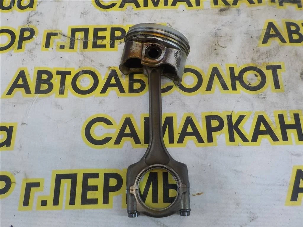 Поршень с шатуном Honda Civic 5D VIII 2006-2012