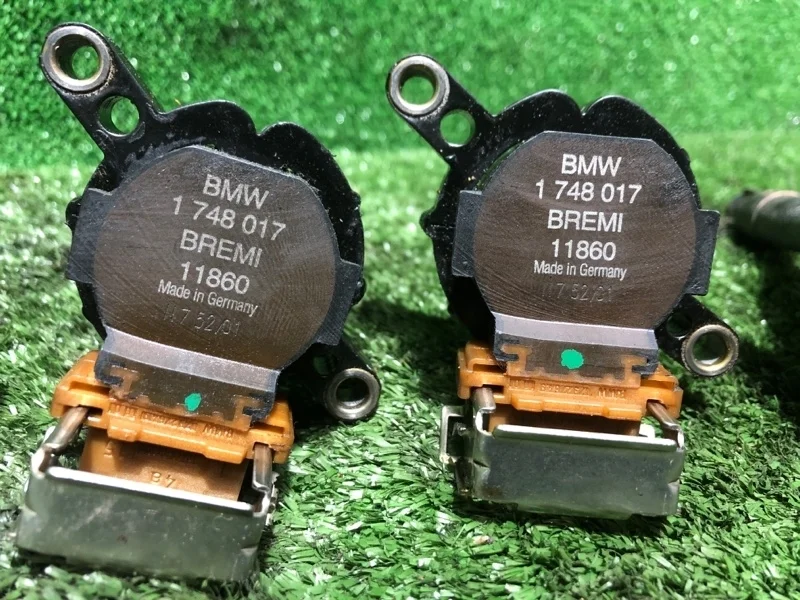 Катушка зажигания Bmw X5 1999-2006 12131748017 E53 M62B44