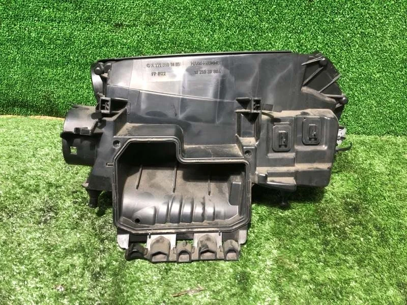 Корпус воздушного фильтра Mercedes-Benz C-Class 2007-2015 A2710901601 W204 M271.860