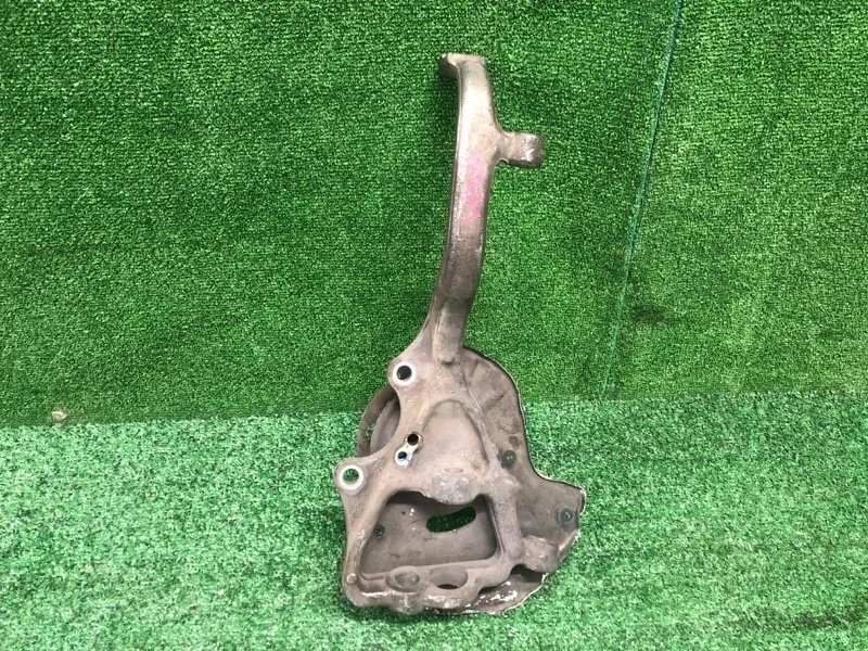 Кулак поворотный Mercedes-Benz S-Class 2005-2013 A2213324501 W221 M642, передний левый