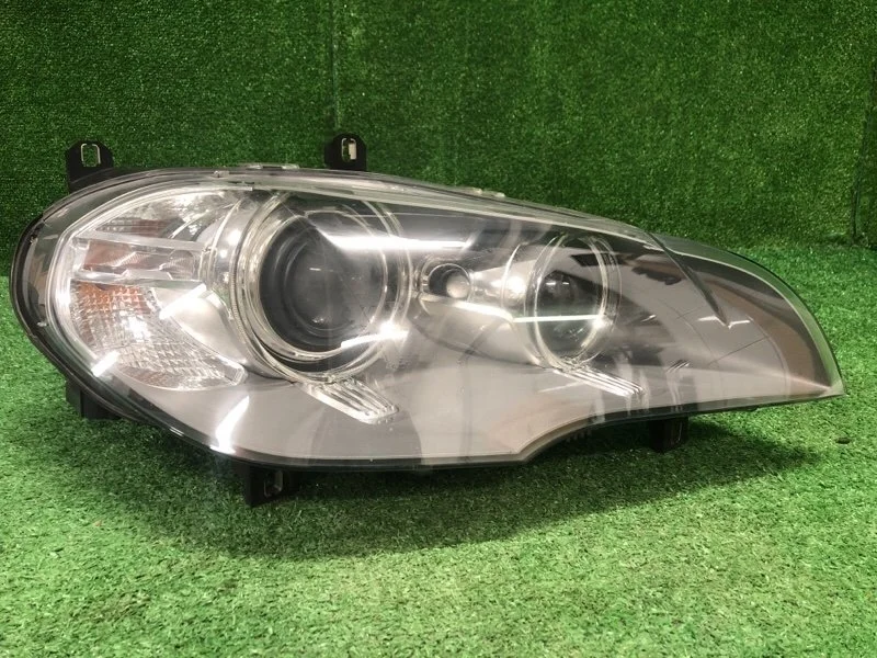Фара ксеноновая Bmw X5 2012 63117240788 E70 N57D30, передняя правая